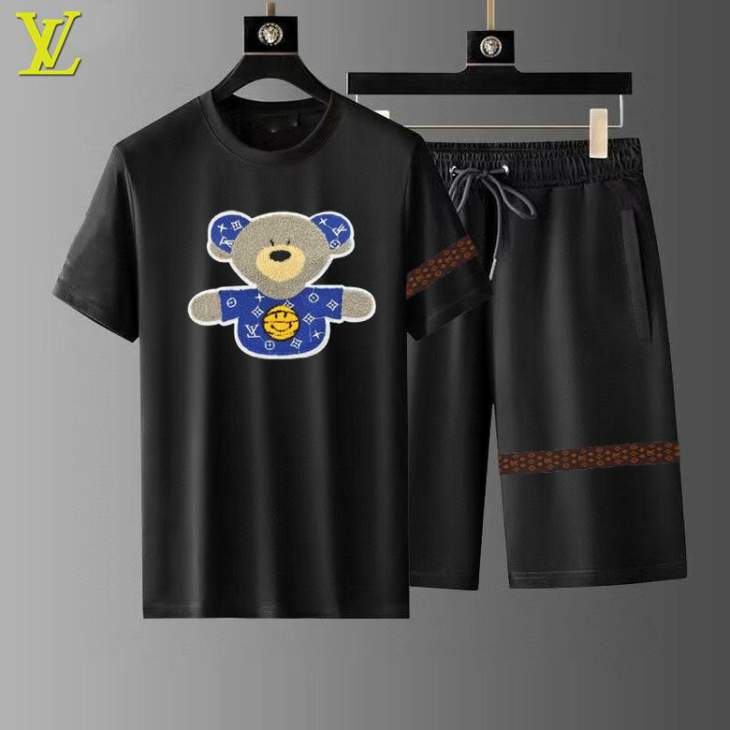 Picture of LV Shirt Pant Suits _SKULVM-4XL12yx0323470